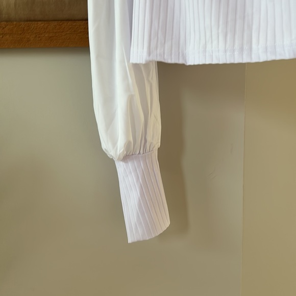 XPLUSWEAR White blouse, new never been worn, ordered 2 by mistake - Picture 7 of 7